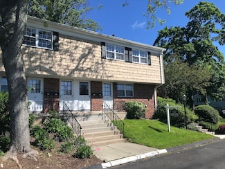 245 Unquowa Rd Unit 127, Fairfield, CT 06824