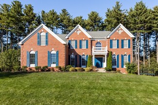 125 Endean Dr, East Walpole, MA 02032