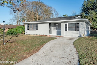 1071 Sawyerwood Dr, Jacksonville, FL 32221