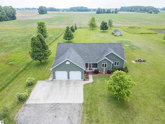 6375 S Isabella Rd, Shepherd, MI 48883