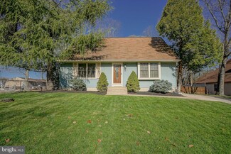 5 Prospect Ct, Sicklerville, NJ 08081
