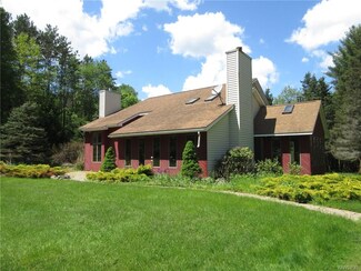 13354 Ward Rd, Holland, NY 14080