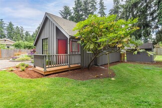 70 2nd St, Port Hadlock, WA 98339