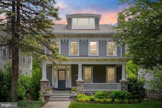 2811 35th St NW, Washington, DC 20007