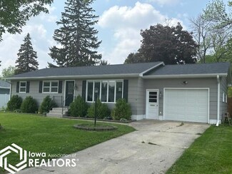 210 3rd St S, Humboldt, IA 50548