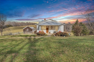1045 Northridge Rd, Hardy, VA 24101