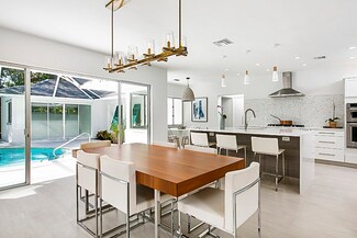 606 Date Palm Rd, Vero Beach, FL 32963