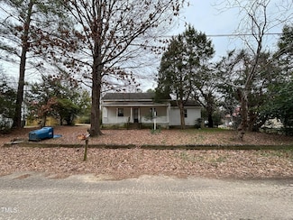 409 Front St, Vass, NC 28394