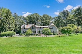 185 Woodland St, Natick, MA 01760