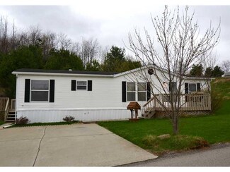 117 Mary Lynn Ln, Valencia, PA 16059