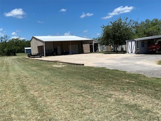 608 Chestnut St, Cross Plains, TX 76443