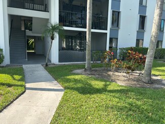 1009 Green Pine Blvd Unit 41, West Palm Beach, FL 33409