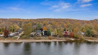 159 Byram Ln, Stockton, NJ 08559