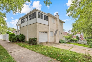 154-70 11th Ave, Whitestone, NY 11357