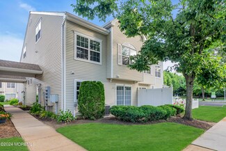 181 Dorado Beach Ct, Howell, NJ 07731