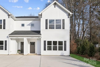 5403 Toano Rd, Charlotte, NC 28215