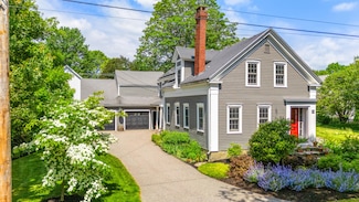 55 Center St, Yarmouth, ME 04096