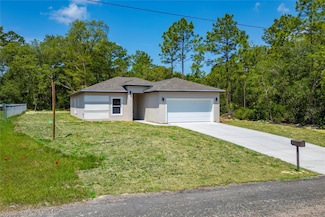 7104 N Maltese Dr, Citrus Springs, FL 34433