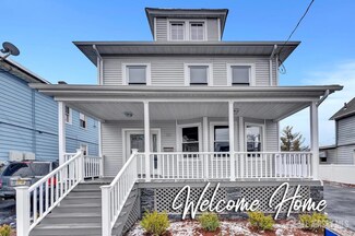 33 Christopher St, Carteret, NJ 07008