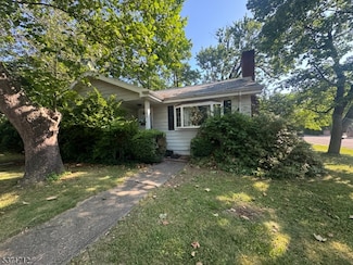 1499 La Rose Ave, North Brunswick, NJ 08902