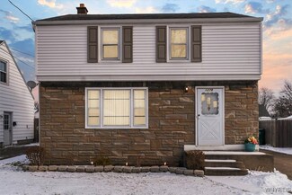 1279 92nd St, Niagara Falls, NY 14304