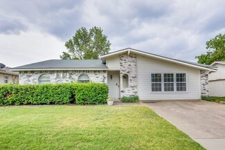 2042 Rose Hill Rd, Carrollton, TX 75007