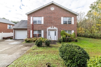 203 Sweet Gum Ln, Oak Ridge, TN 37830