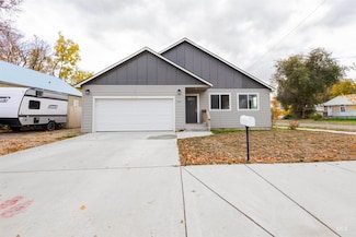 349 W Idaho St, Weiser, ID 83672