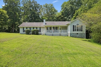 1064 Fannie Nicholson Rd, Chapmansboro, TN 37035