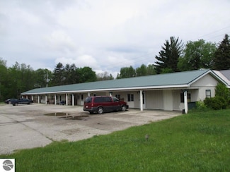421 N Michigan Ave, Manton, MI 49663