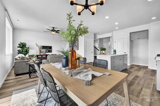 4357 E Sportivo Dr, Meridian, ID 83642