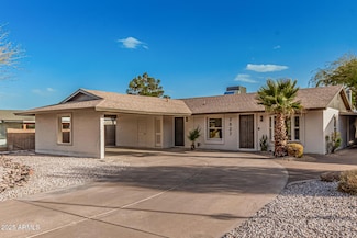 2827 E Willow Ave, Phoenix, AZ 85032