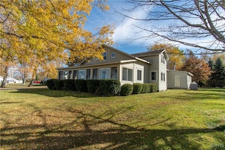 33211 County Route 6, Cape Vincent, NY 13618