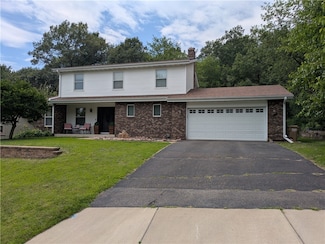 928 Thompson Dr, Altoona, WI 54720