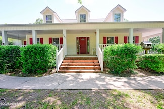 237 Riverbend Rd, Jacksonville, NC 28540