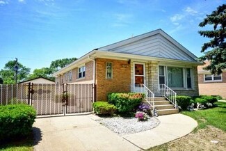 8420 N Osceola Ave, Niles, IL 60714
