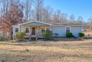 615 Ranch Rd, Laurens, SC 29360