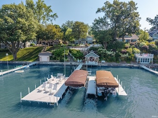 11425 N Cedar Point High Rd, Syracuse, IN 46567