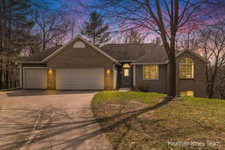 7088 Green Timber Ct, Greenville, MI 48838