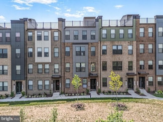 44486 Wolfhound Square, Ashburn, VA 20147