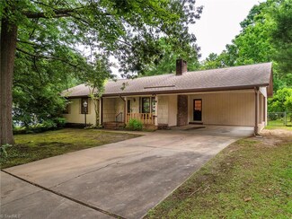 307 Sunset Dr, Elon, NC 27244