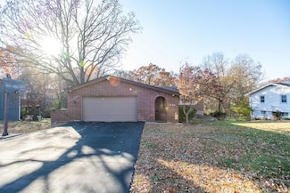 1406 Northfield Park Blvd, Warrensburg, MO 64093