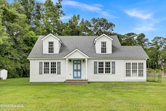 2971 Penderlea Hwy, Burgaw, NC 28425