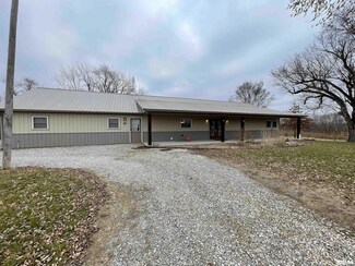 1159 NE 950 Ave, Roodhouse, IL 62082
