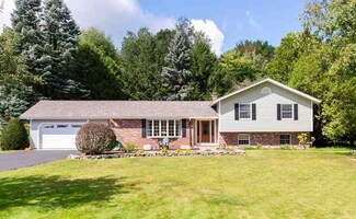 4 Fairway Heights Rd, Center Harbor, NH 03226