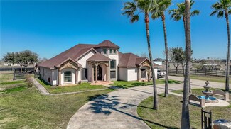 111 Mina St, Weslaco, TX 78596