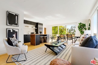 1311 Braeridge Dr, Beverly Hills, CA 90210