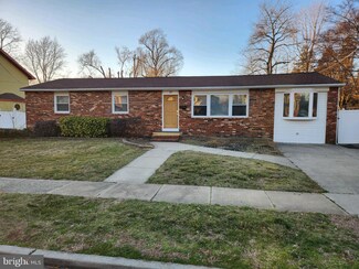 17 Jefferson Ave, Stratford, NJ 08084