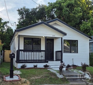 2011 Gugel St, Savannah, GA 31415