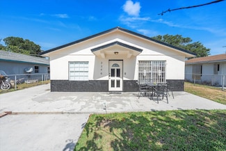 2340 R J Hendley Ave, Riviera Beach, FL 33404